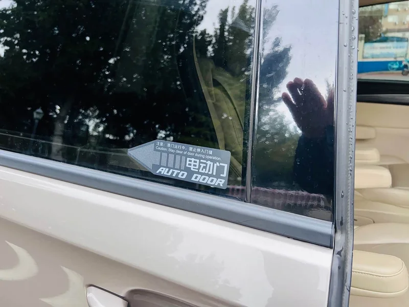 Buick GL8 — фото 25