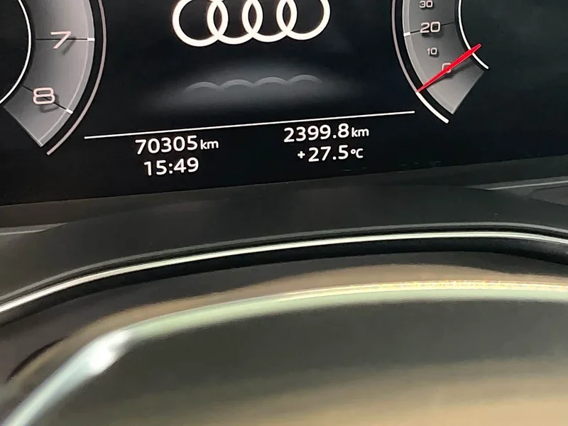 Audi A6L — фото 10