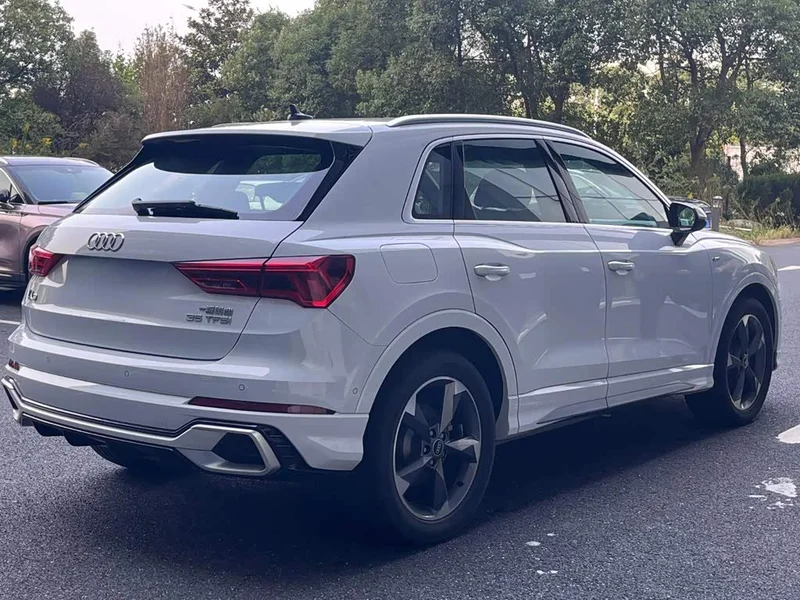 Audi Q3 — фото 5