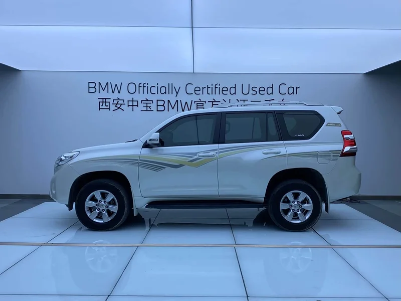 Toyota Prado — фото 3