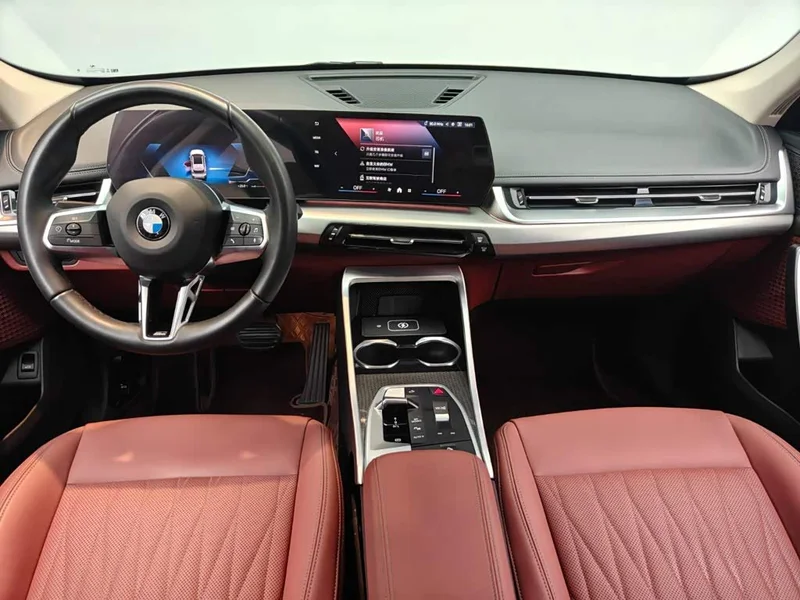 BMW X1 — фото 13