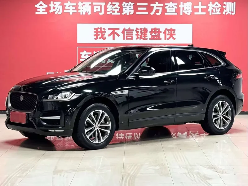 Jaguar F-PACE — фото 1
