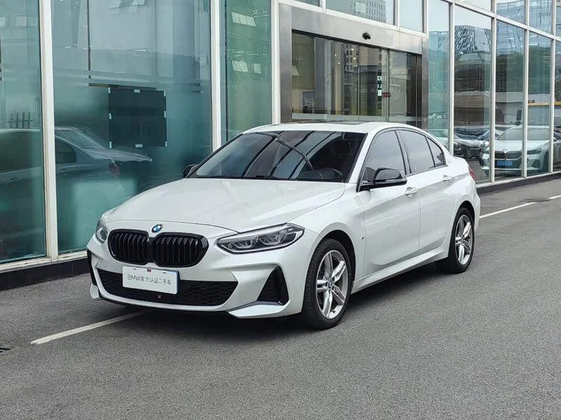 BMW 1-Series — фото 1