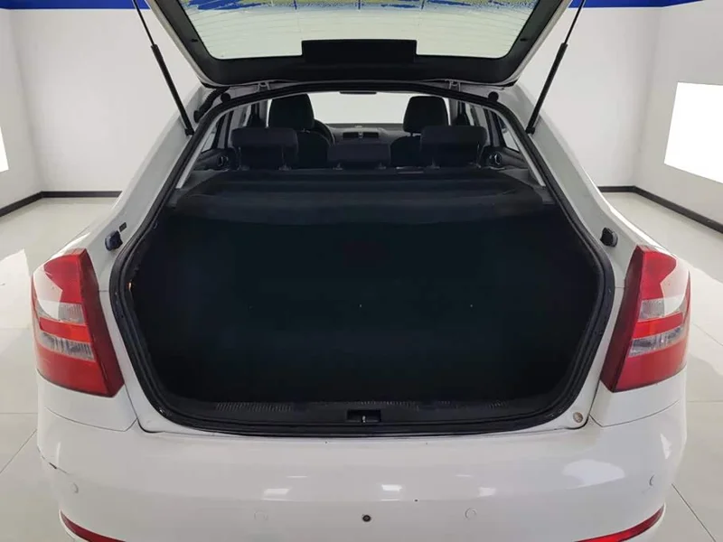 Volkswagen Octavia — фото 4