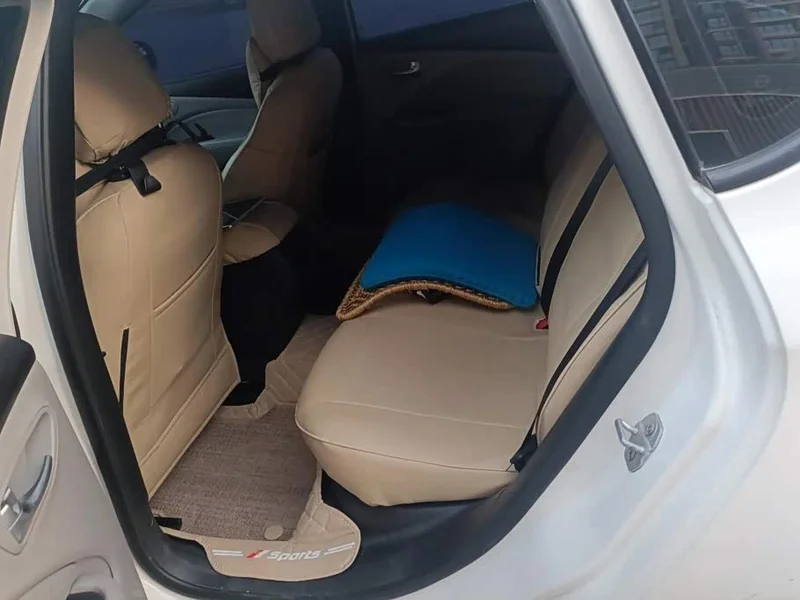 Hyundai i30 — фото 11