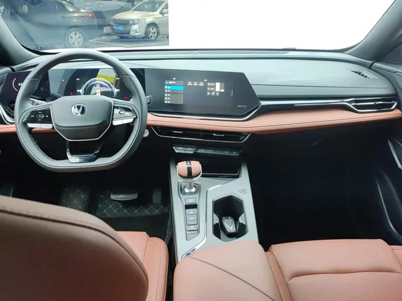 Changan X5 PLUS — фото 12