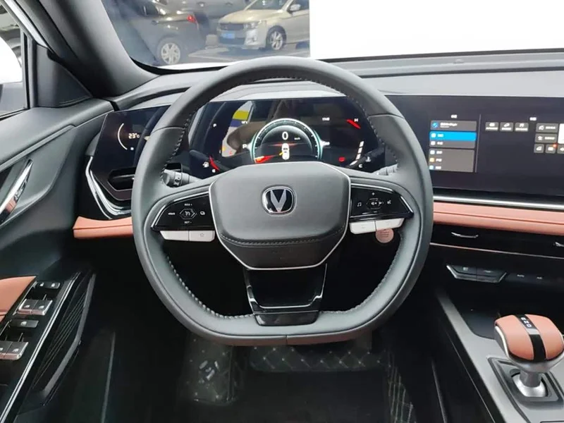 Changan X5 PLUS — фото 15