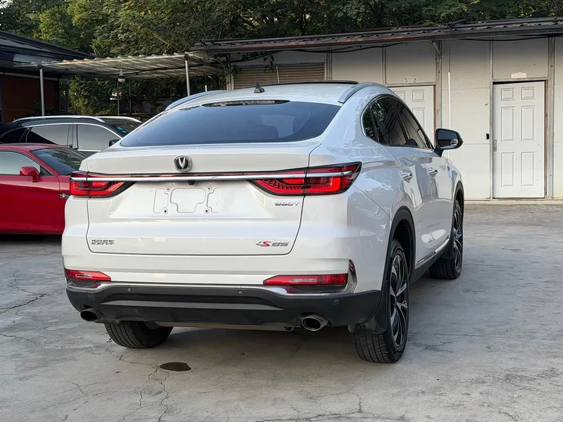 Changan CS85 COUPE — фото 14