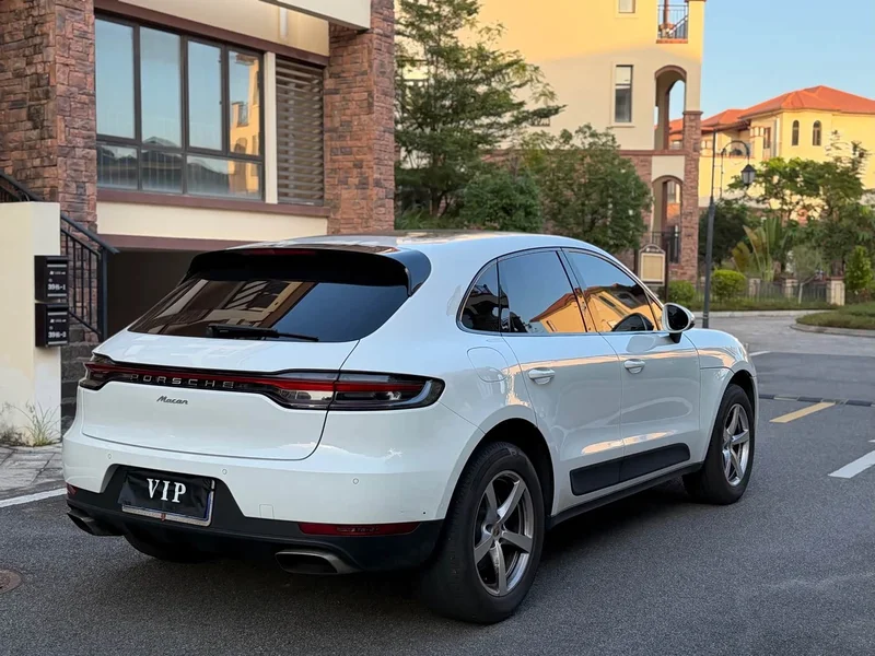 Porsche Macan — фото 9