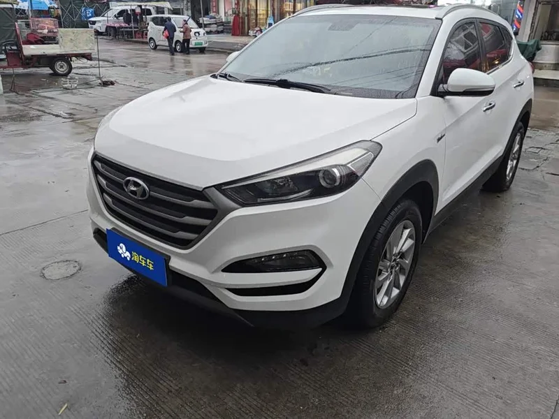 Hyundai Tucson — фото 1