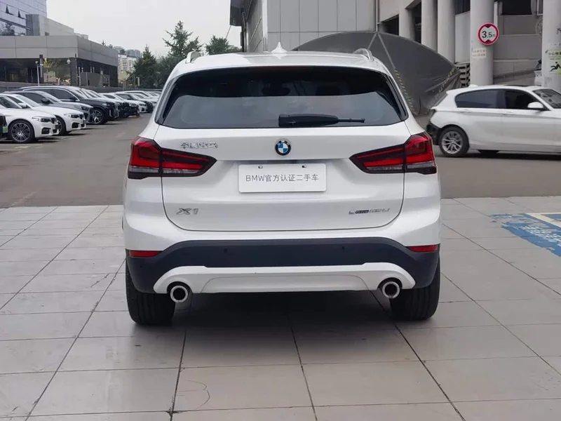 BMW X1 — фото 2