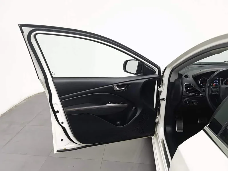 Hyundai i30 — фото 8