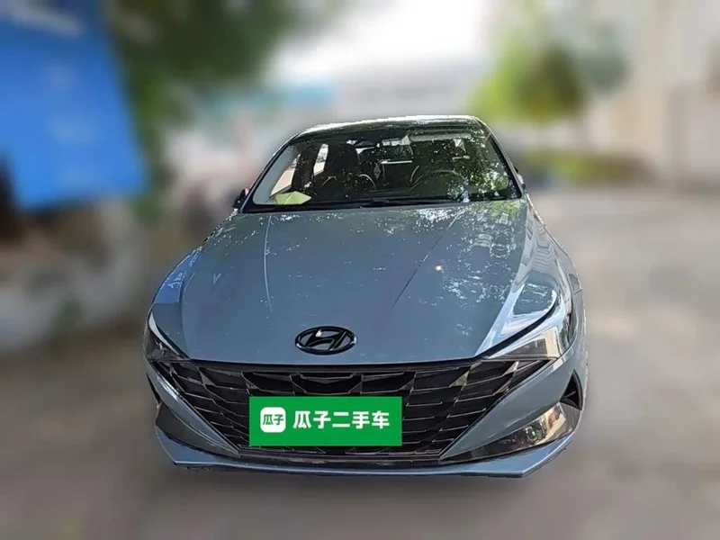 Hyundai Elantra — фото 2