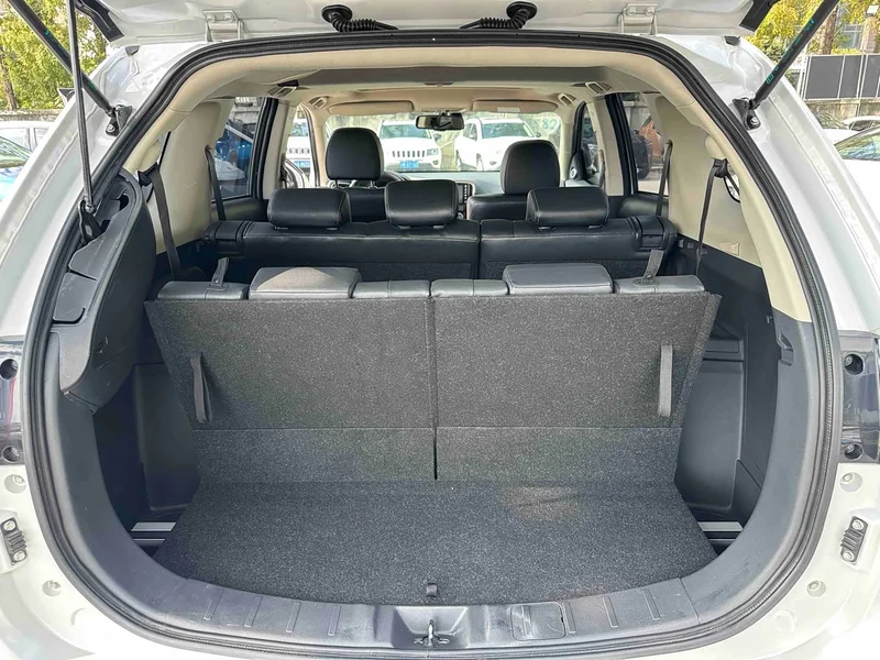 Mitsubishi Outlander — фото 10