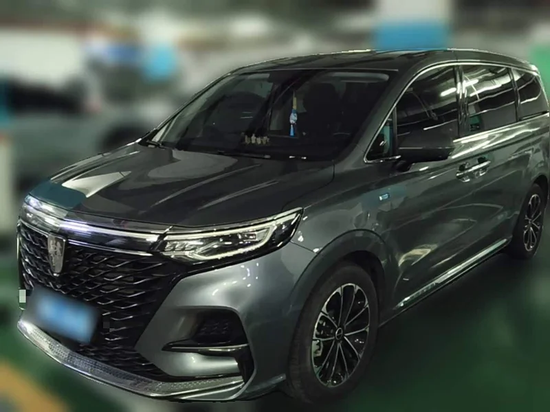 Roewe iMAX8 — фото 1