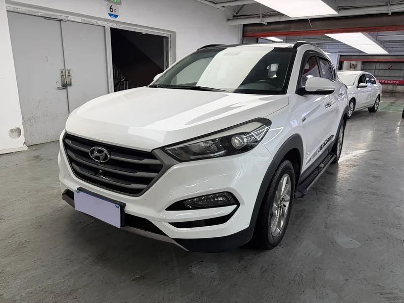 Hyundai Tucson — фото 1