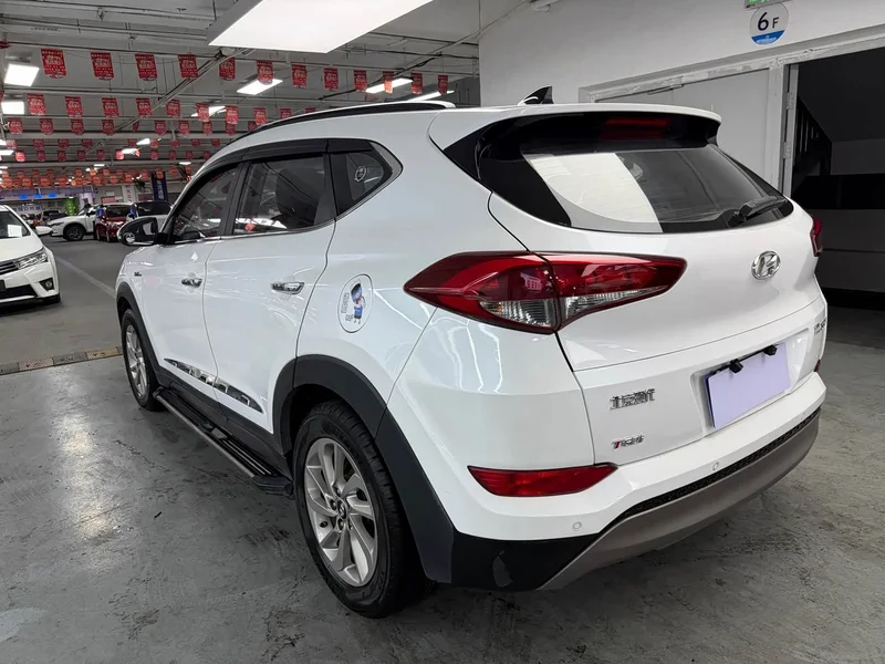 Hyundai Tucson — фото 12