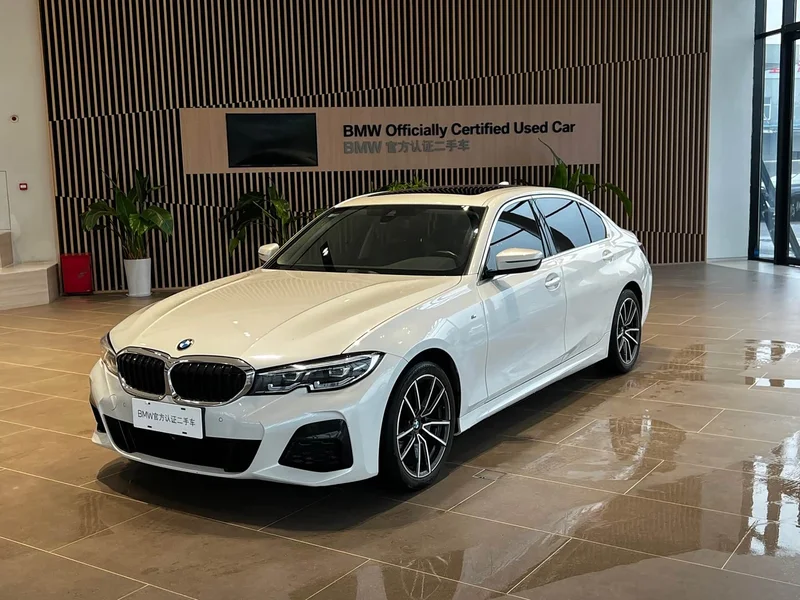 BMW 3-Series — фото 1