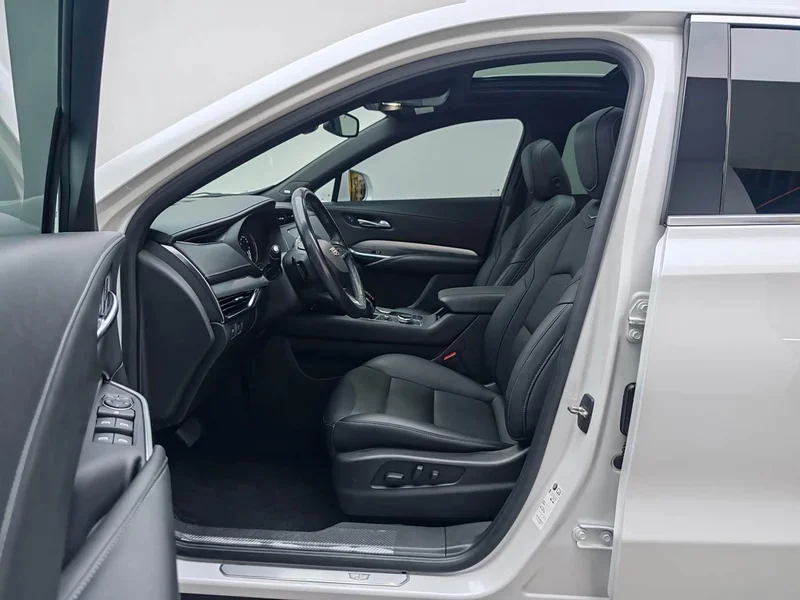 Cadillac XT4 — фото 14
