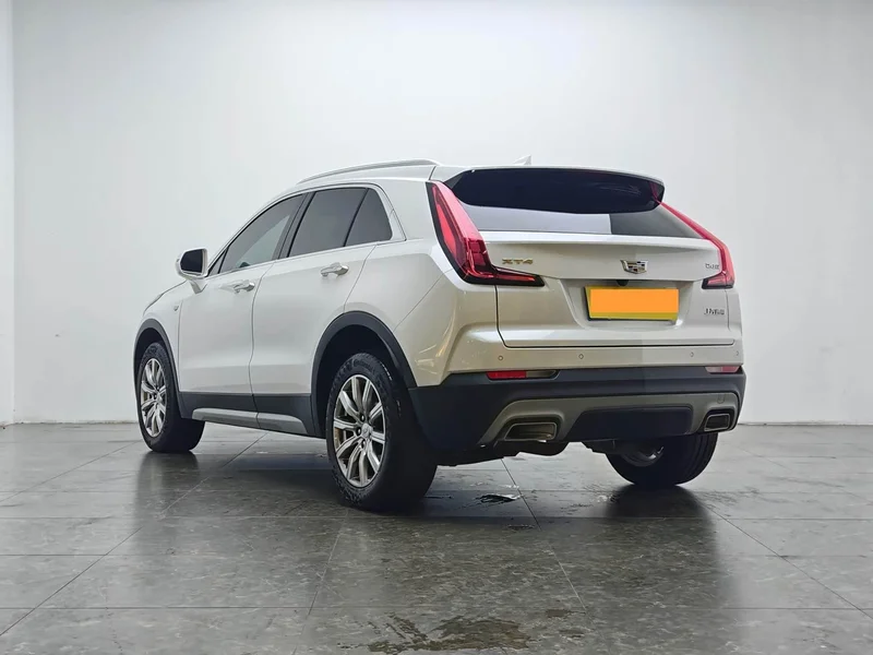 Cadillac XT4 — фото 4