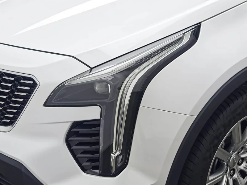 Cadillac XT4 — фото 8