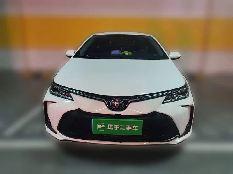 Toyota Corolla — фото 2