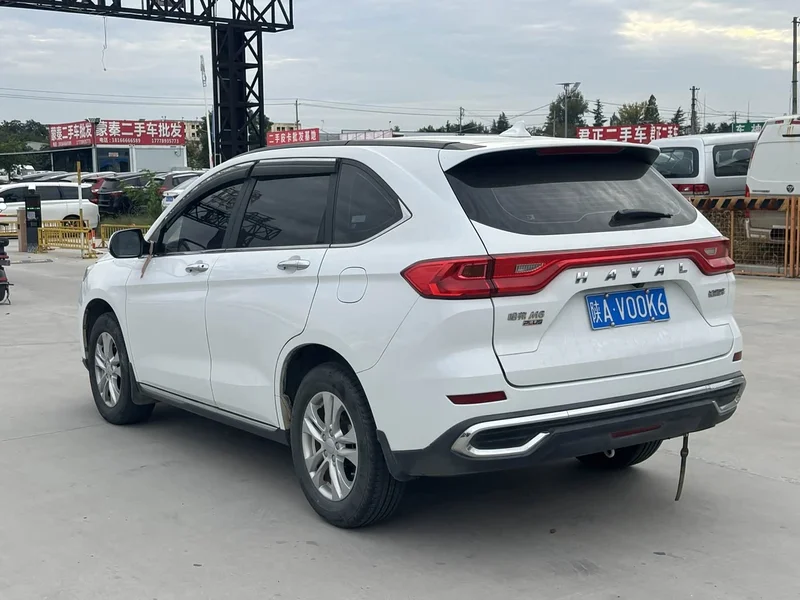 Haval M6 — фото 8