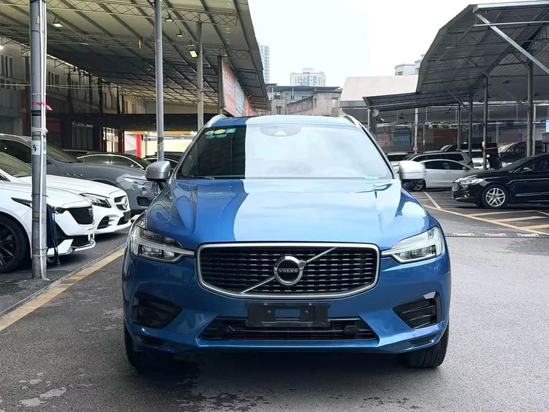 Volvo XC60 — фото 2