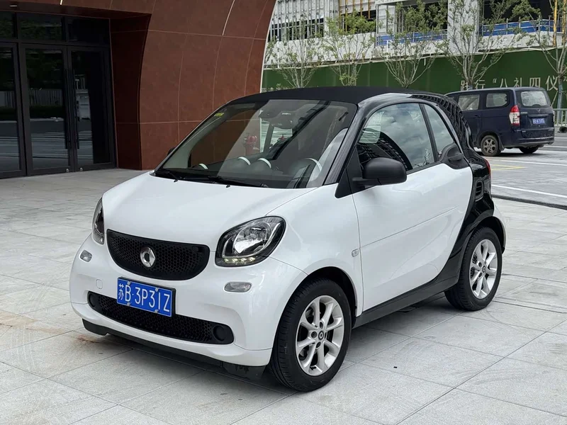 Smart Fortwo — фото 1