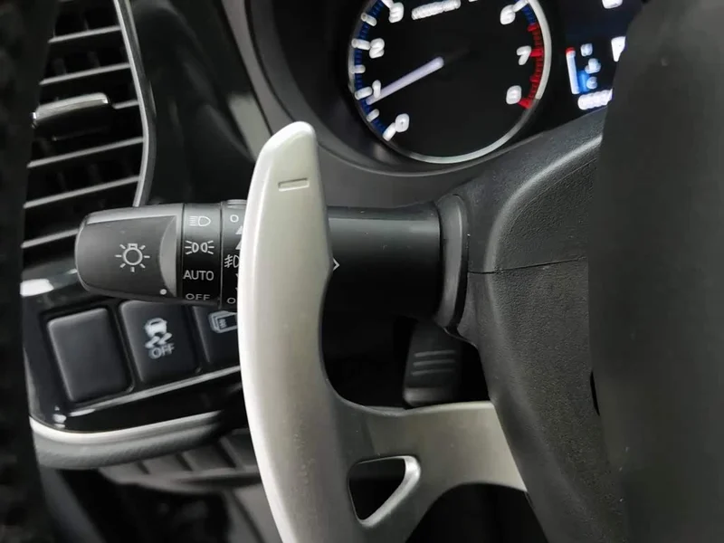 Mitsubishi Outlander — фото 21