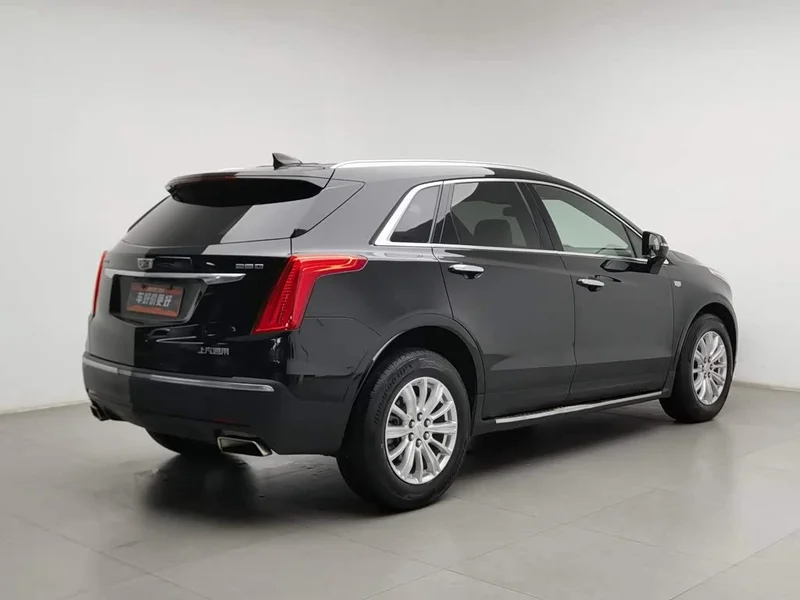 Cadillac XT5 — фото 2