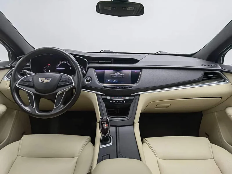 Cadillac XT5 — фото 5