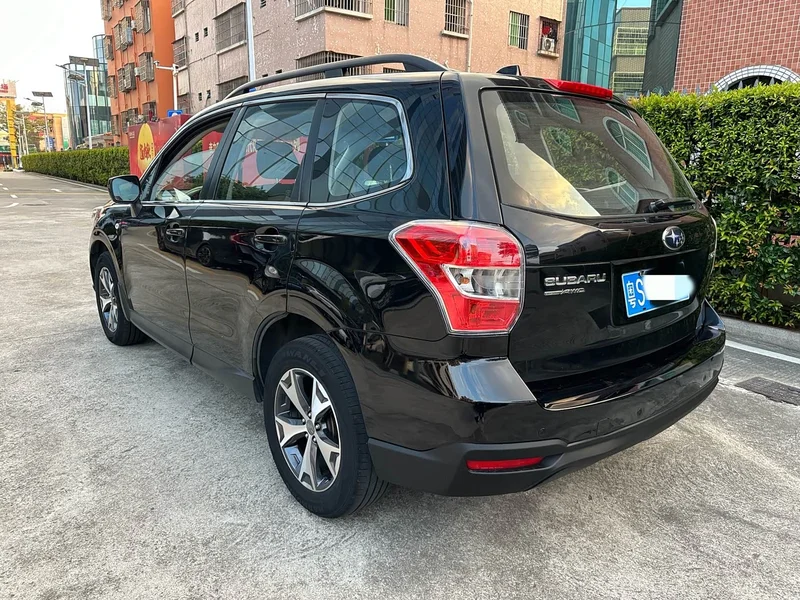 Subaru Forester — фото 3