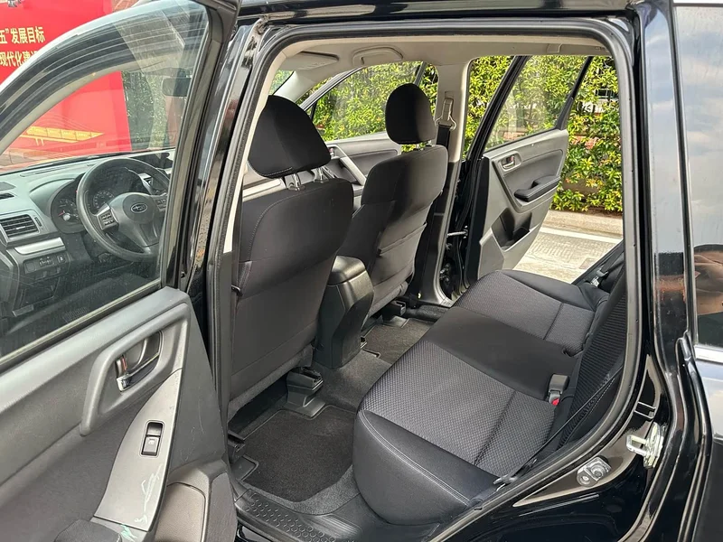 Subaru Forester — фото 6