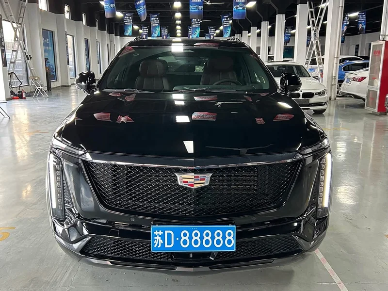 Cadillac XT5 — фото 12