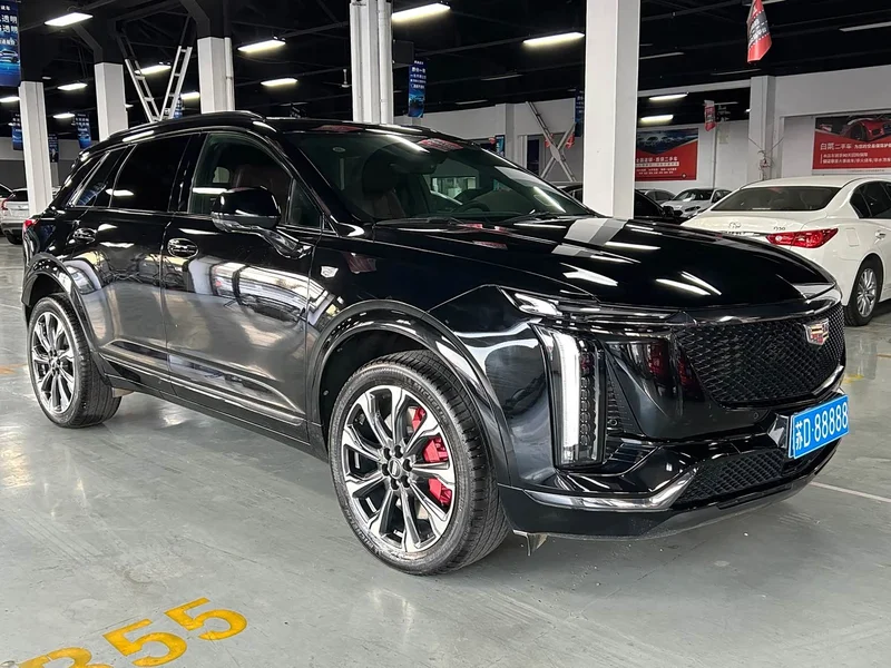 Cadillac XT5 — фото 13