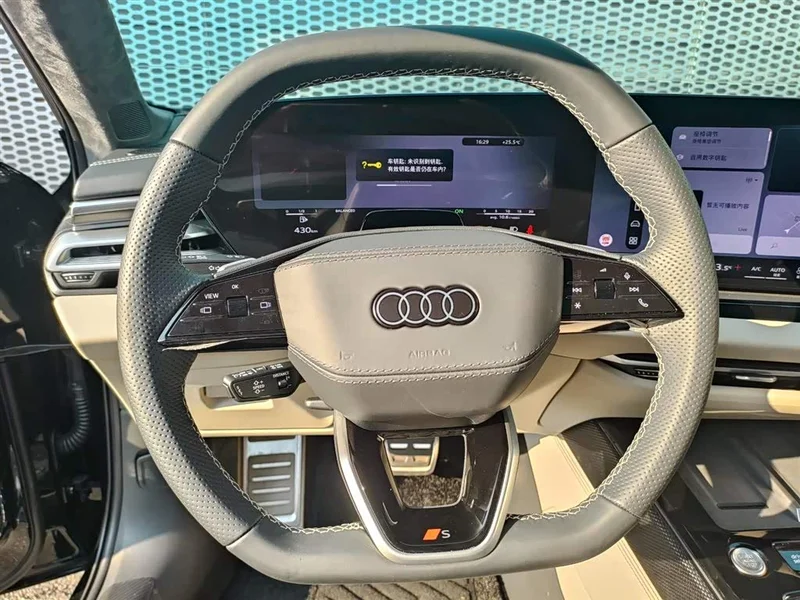 Audi A6L — фото 10