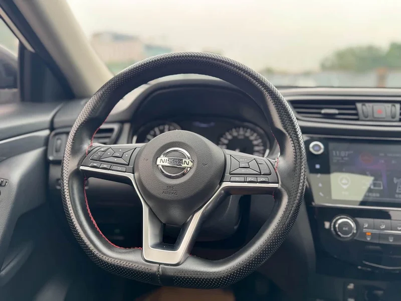 Nissan X-Trail — фото 14