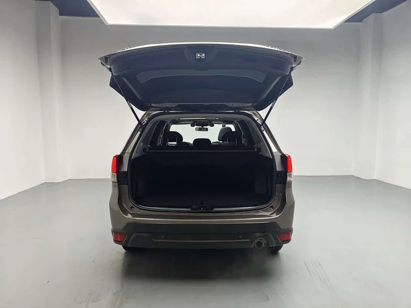 Subaru Forester — фото 7