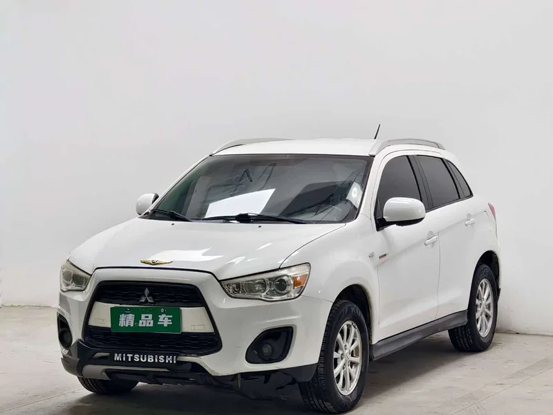 Mitsubishi ASX — фото 1