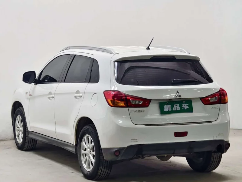 Mitsubishi ASX — фото 6