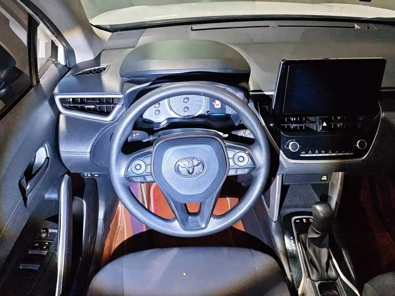 Toyota Corolla Cross — фото 15