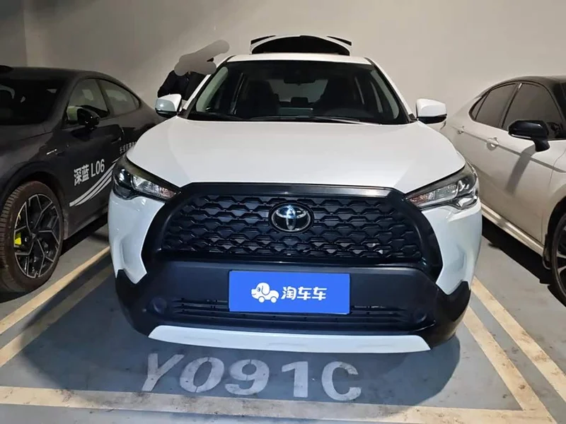 Toyota Corolla Cross — фото 2