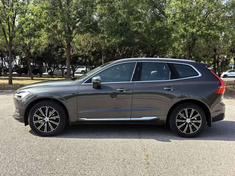 Volvo XC60 — фото 2