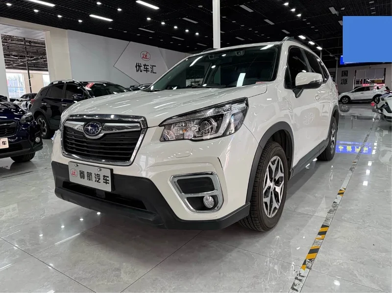 Subaru Forester — фото 1