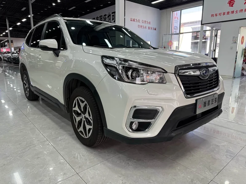 Subaru Forester — фото 8