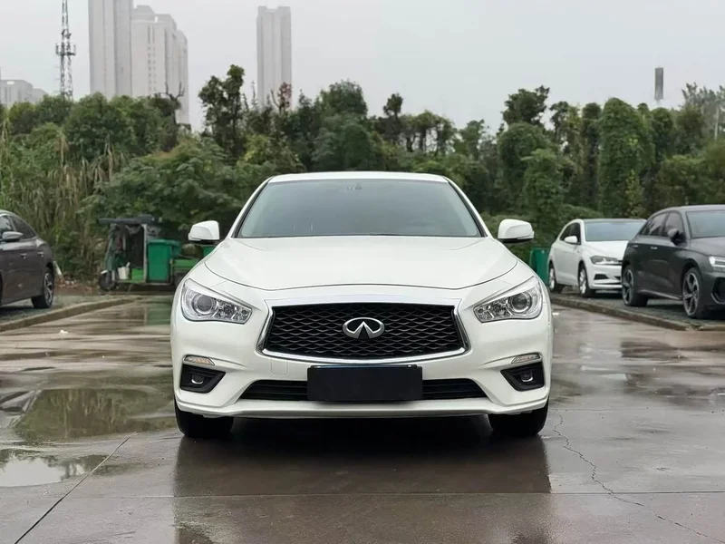 Infiniti Q50L — фото 2