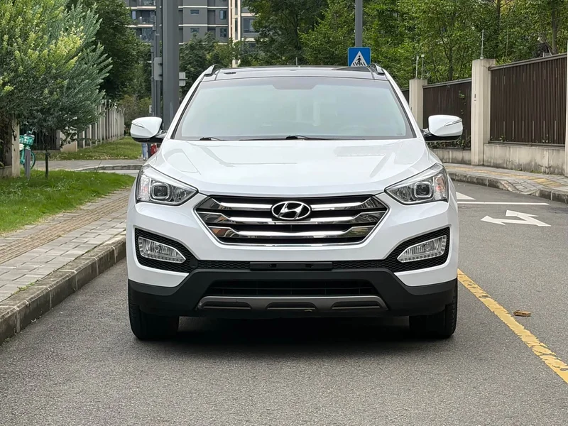 Hyundai Santa Fe — фото 2