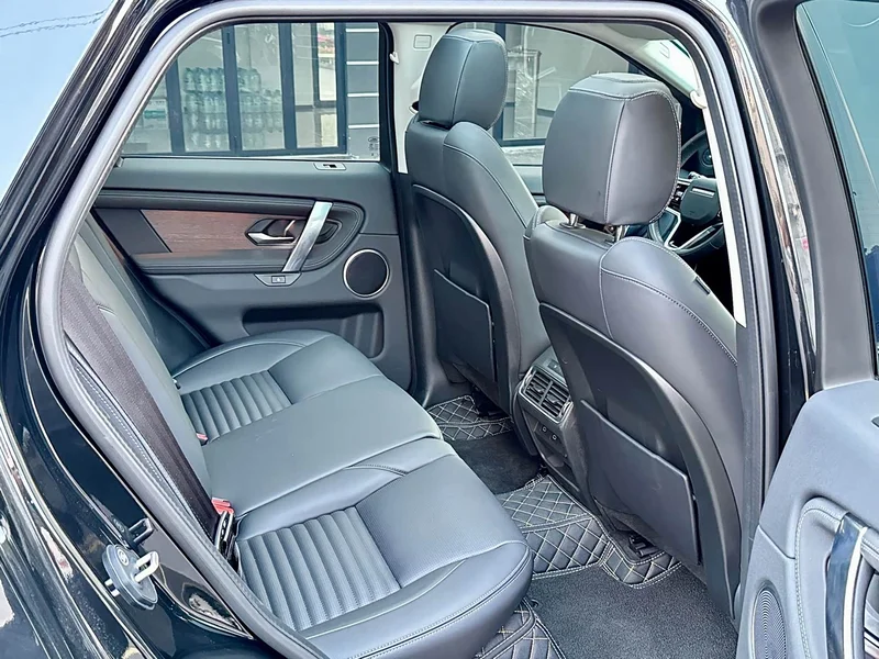 Land Rover Discovery — фото 11