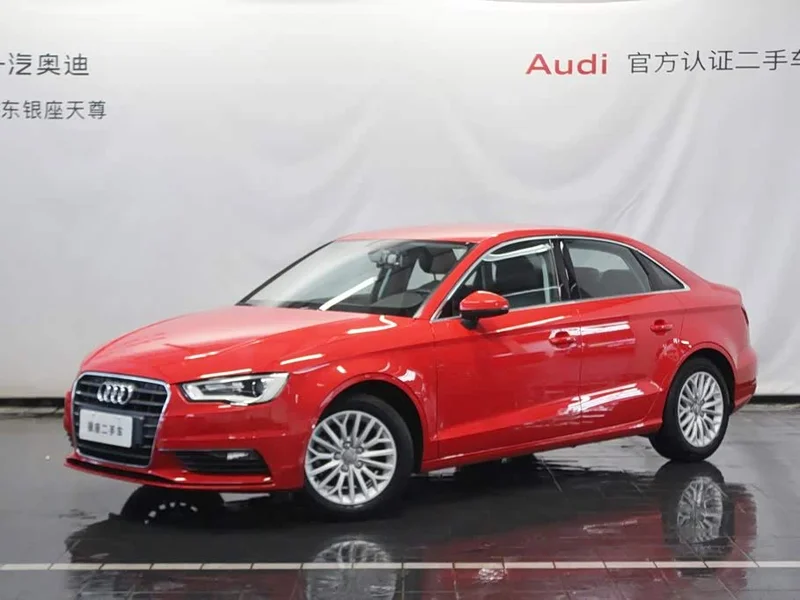 Audi A3 — фото 1
